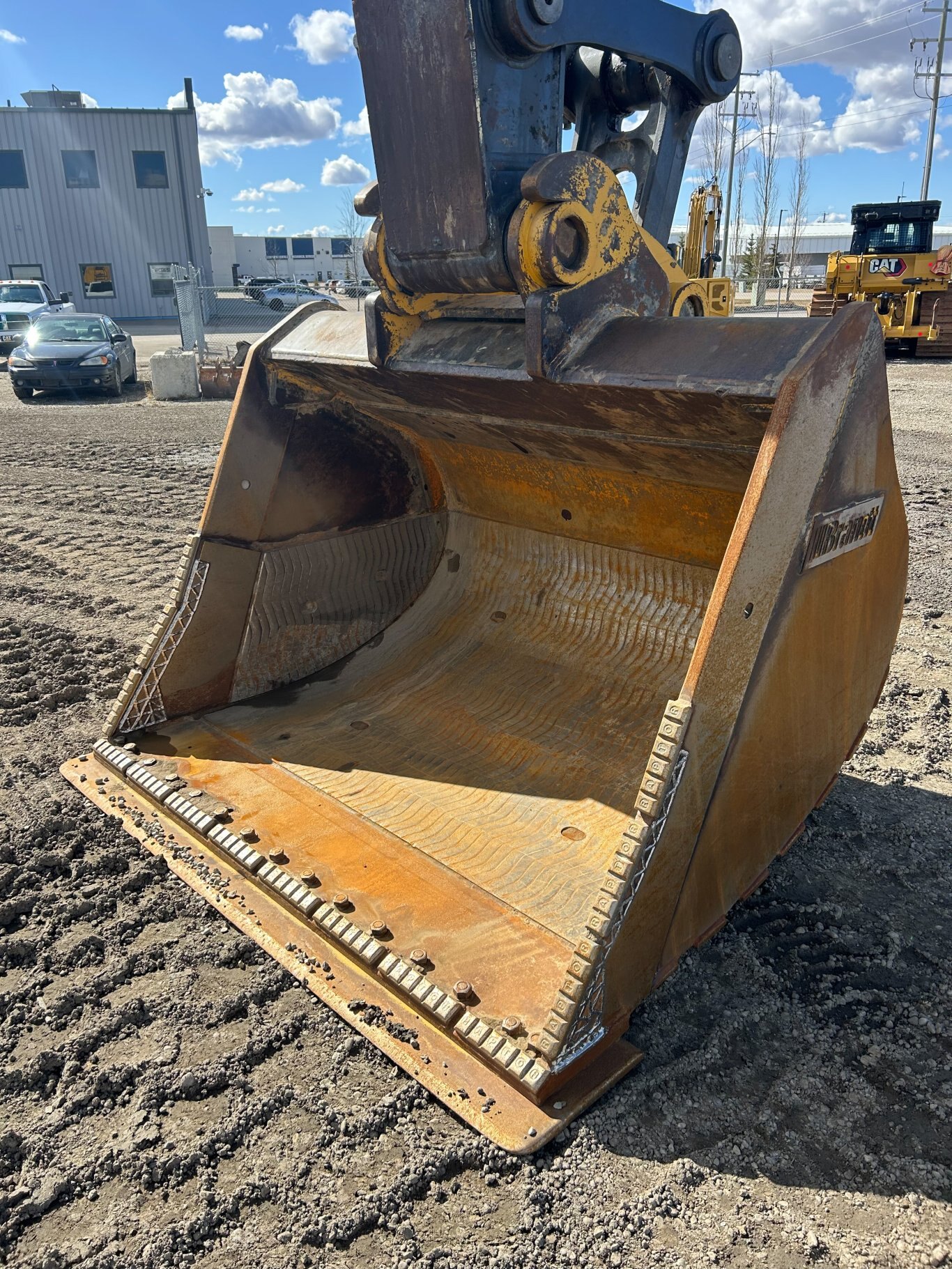 2020 John Deere 470G Excavator