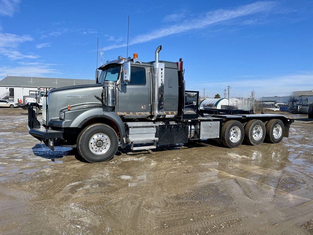 2018 Western Star 4900 Tridrive Texas Bed Winch Tractor