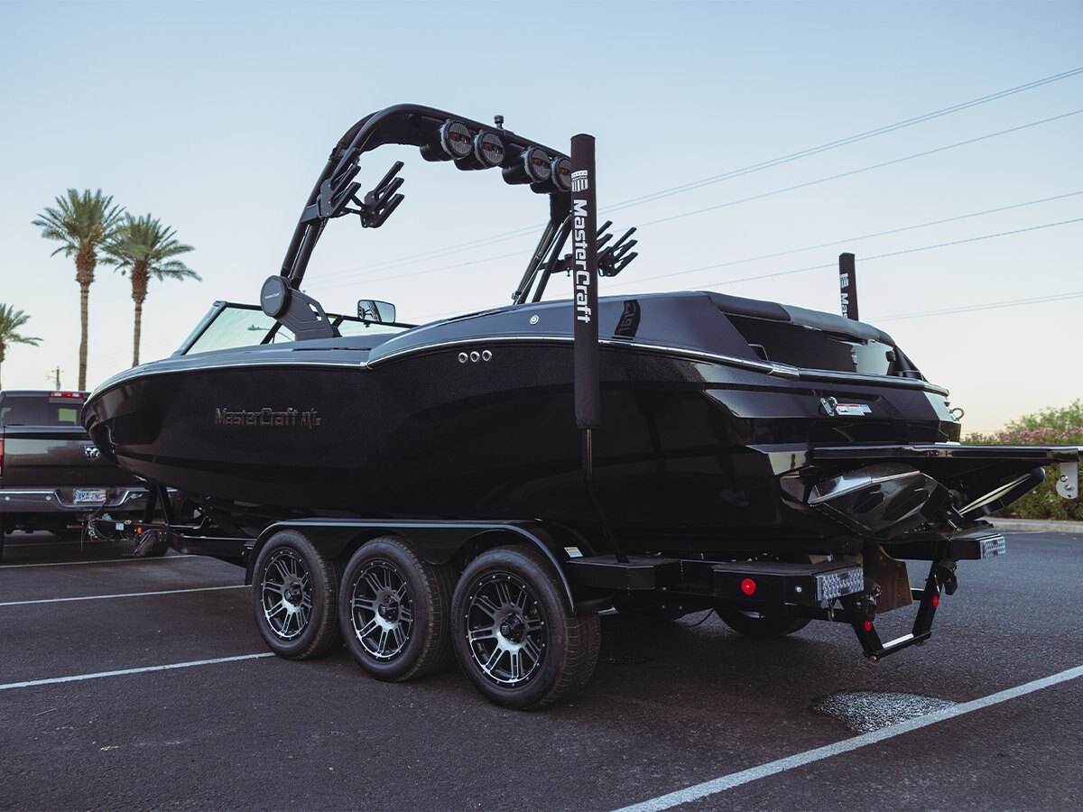 2024 MasterCraft NXT Icon Package