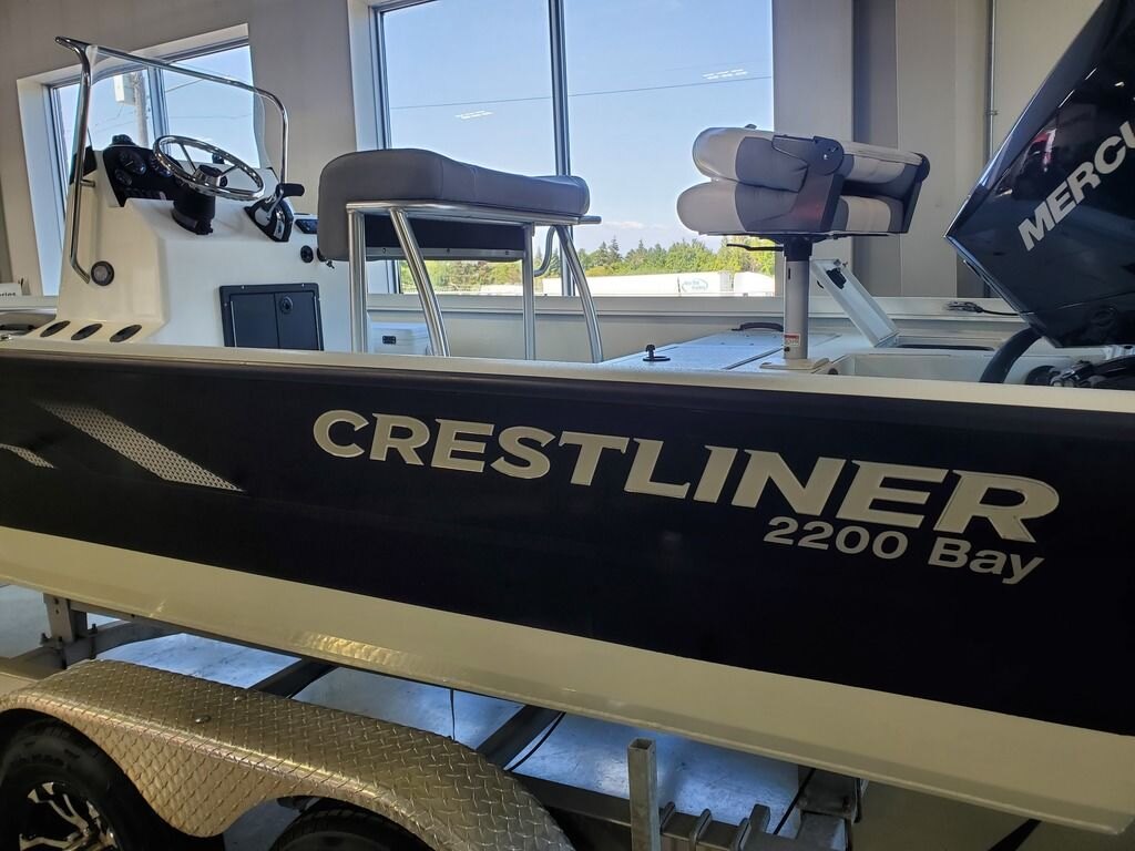 2018 Crestliner 2200 Bay