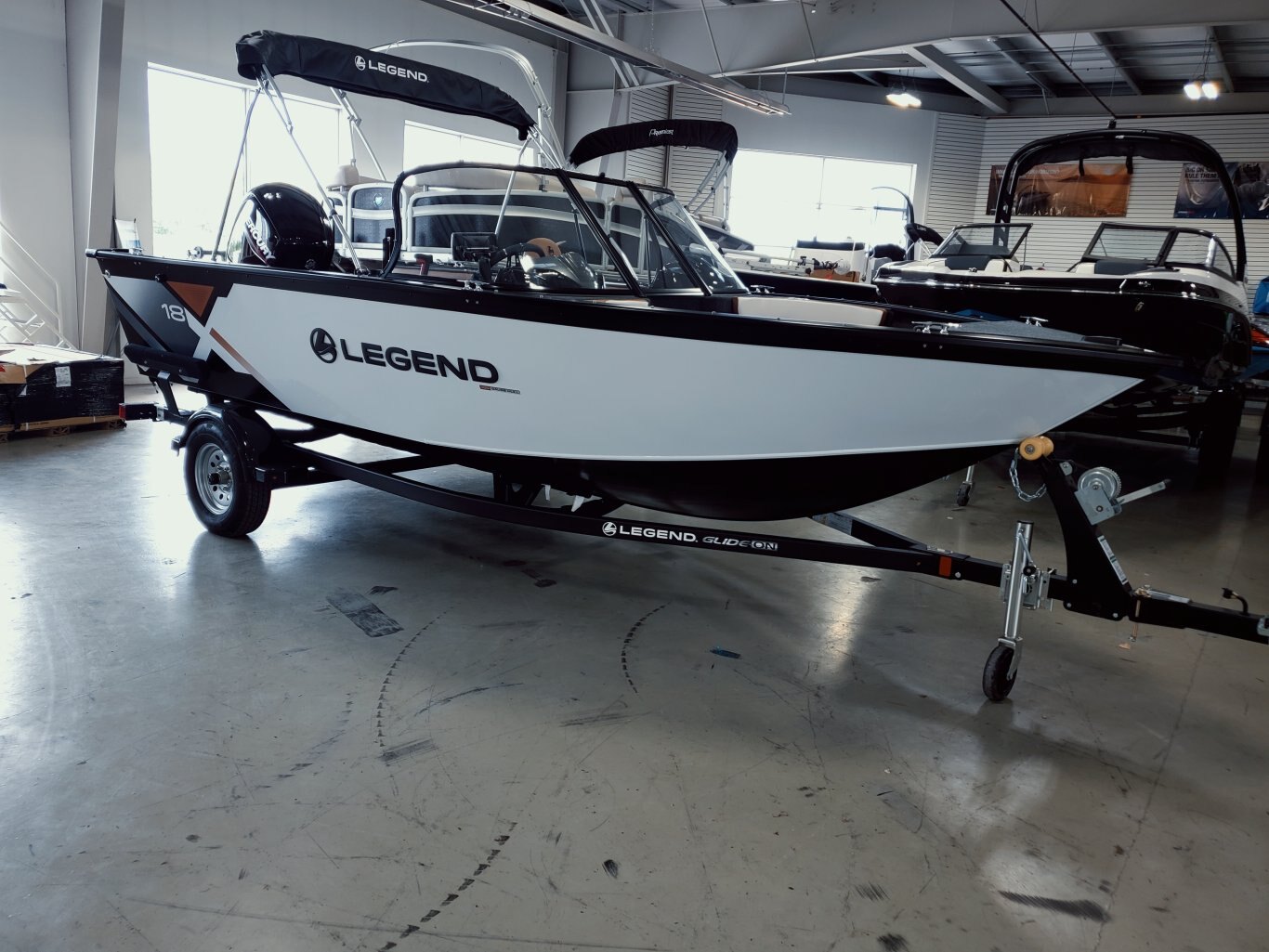 Legend Boats X18 Save $4000!
