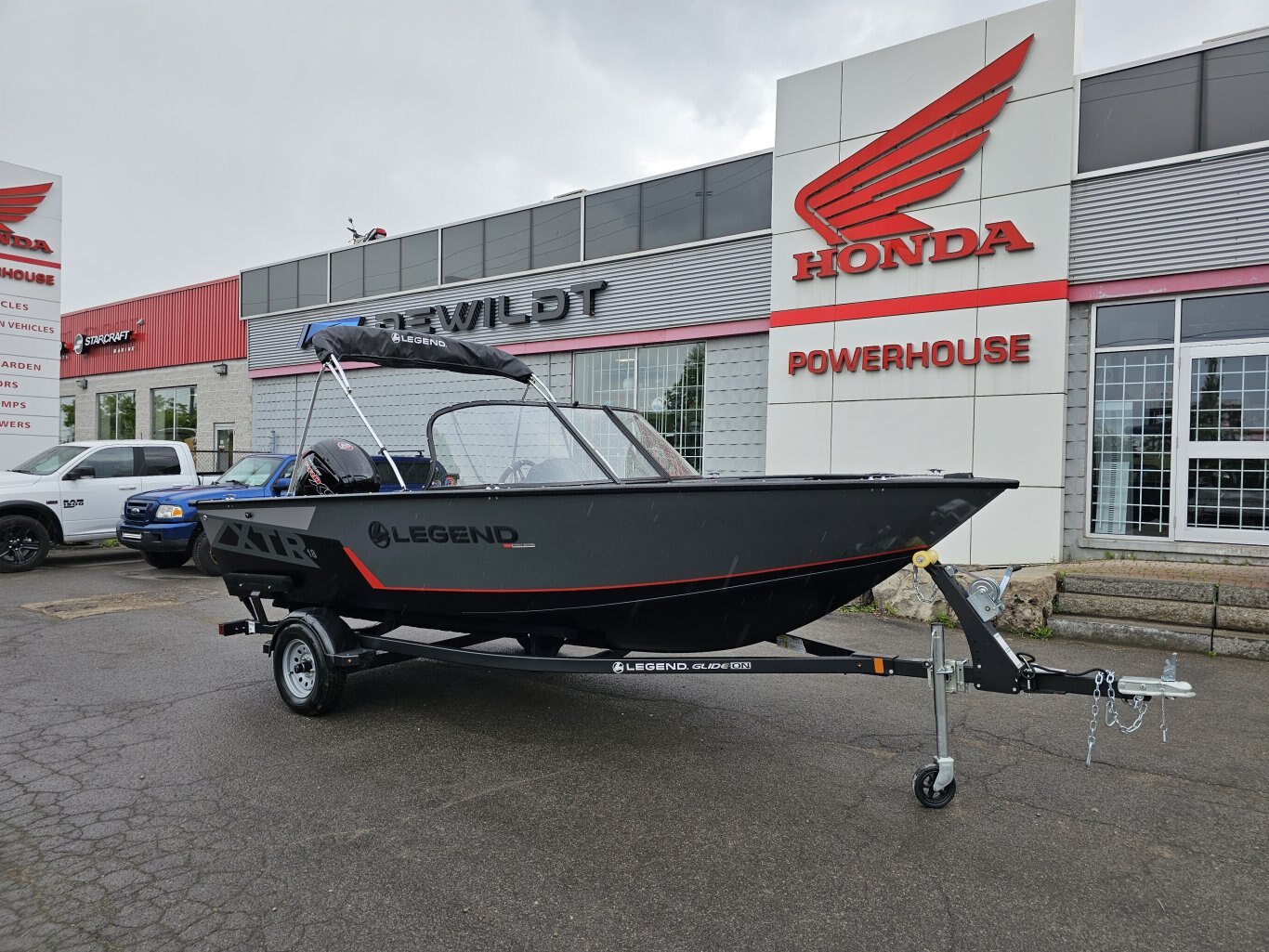 Legend Boats 18 XTR- SAVE $4,000! With Mercury 90 ELPT