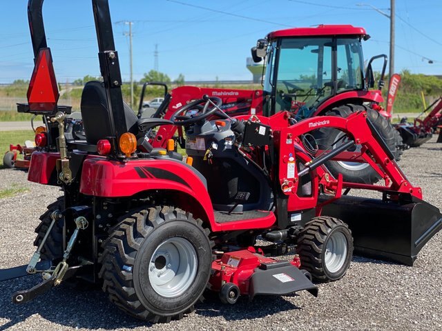 2022 Mahindra Emax 20S HST Tractor Loader Mower