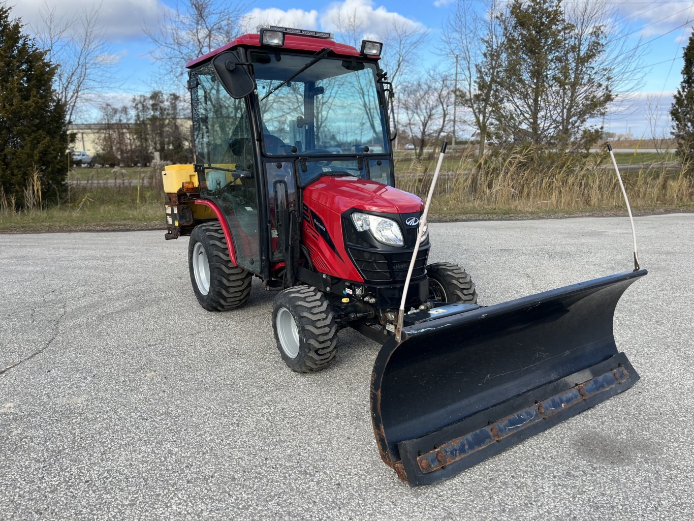 2019 Mahindra eMax 25L HST Cab Tractor (Pre-Owned)
