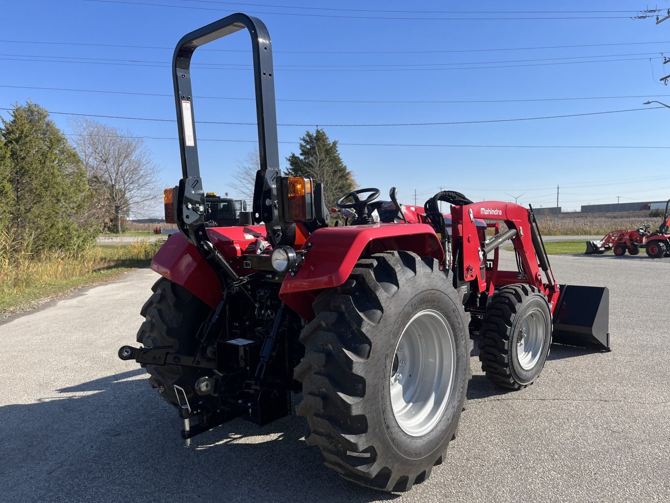 2023 Mahindra 5145 4WD SHUTTLE Tractor with LOADER