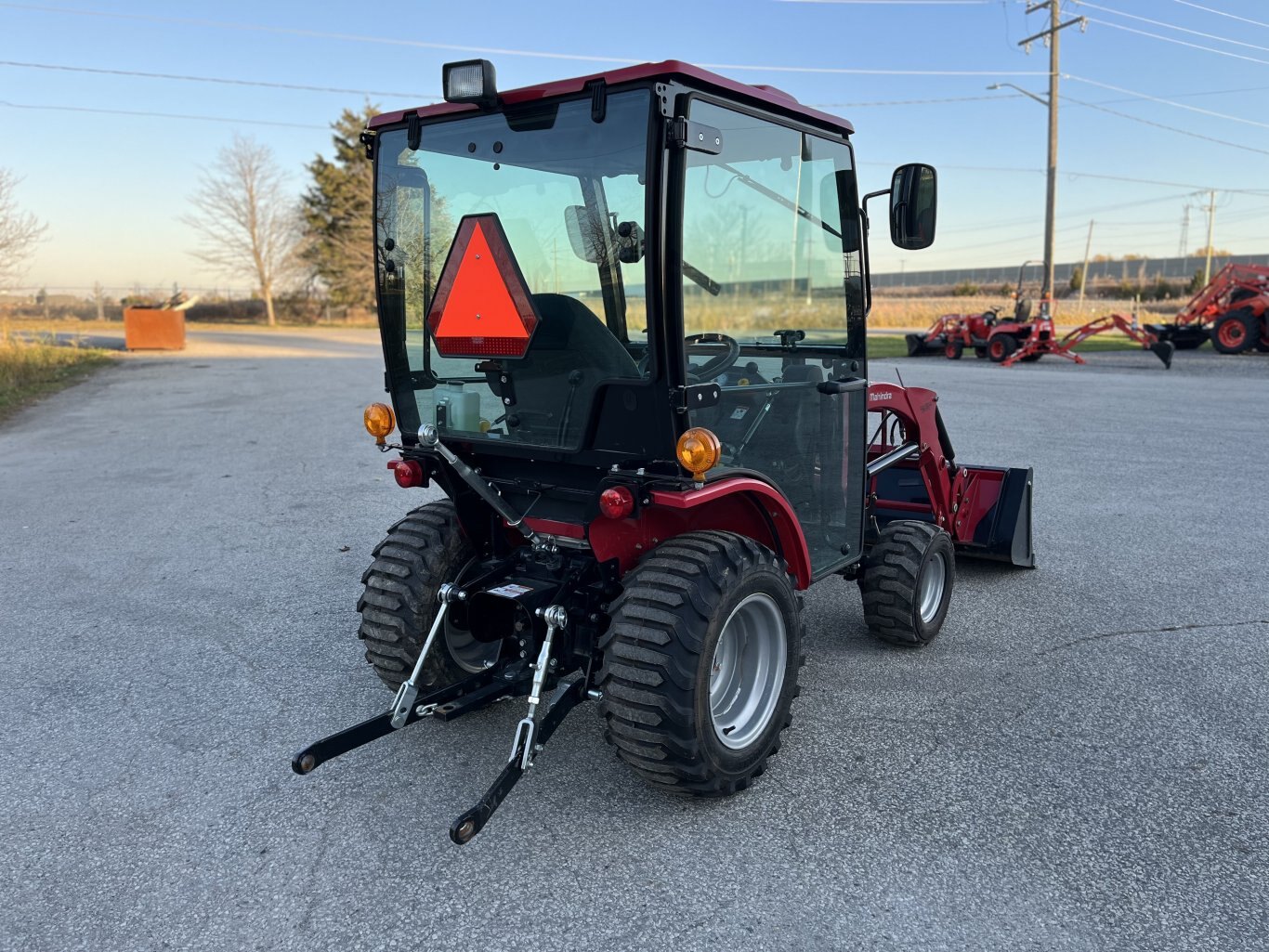 2023 Mahindra eMax 25L HST Cab Tractor & Loader (Pre Owned)