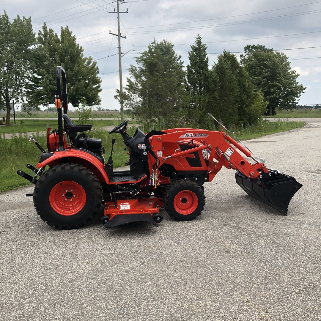 Kioti CX2510 HST Tractor Tractor CX2510