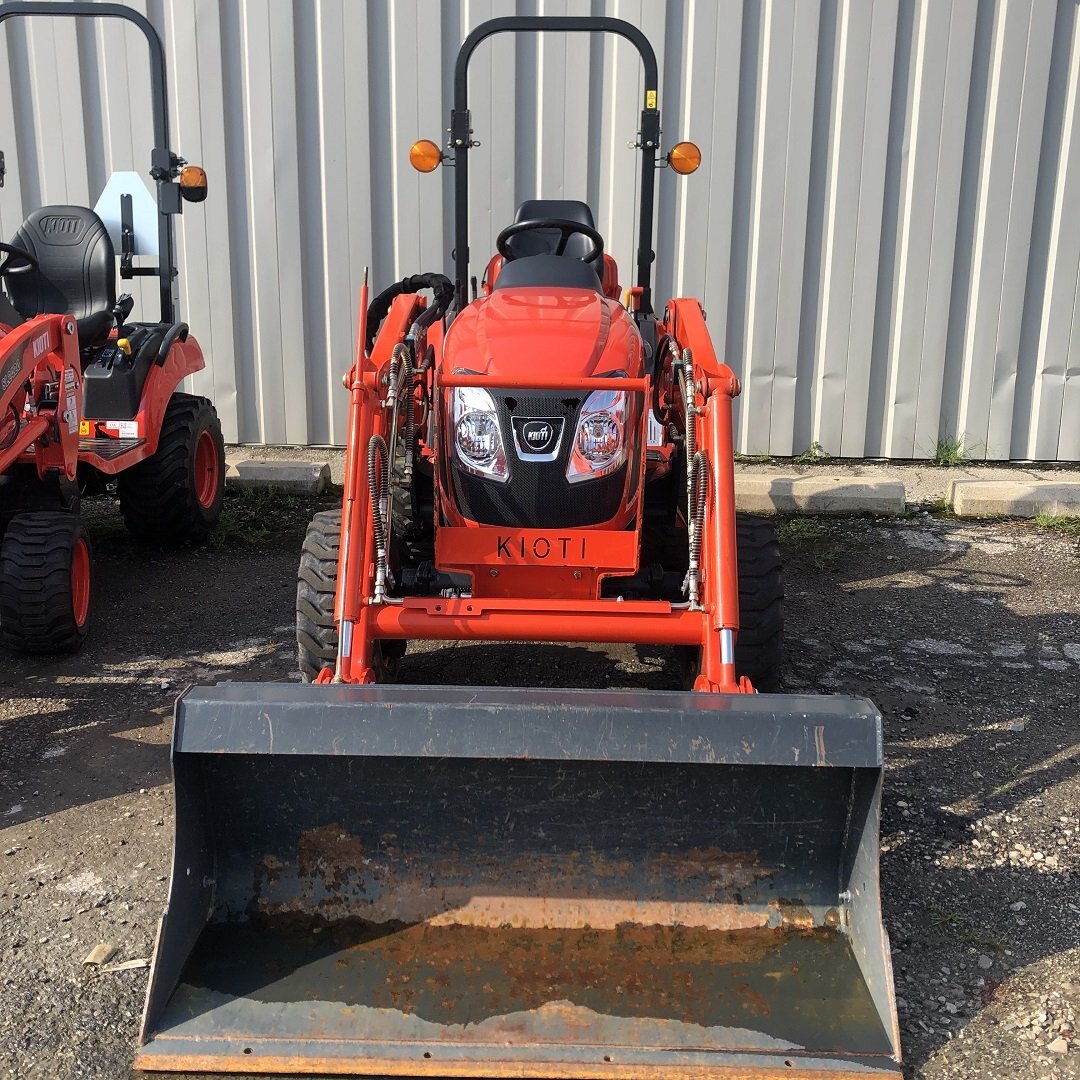 Kioti CX2510 HST Tractor, Tractor, CX2510, CX2510