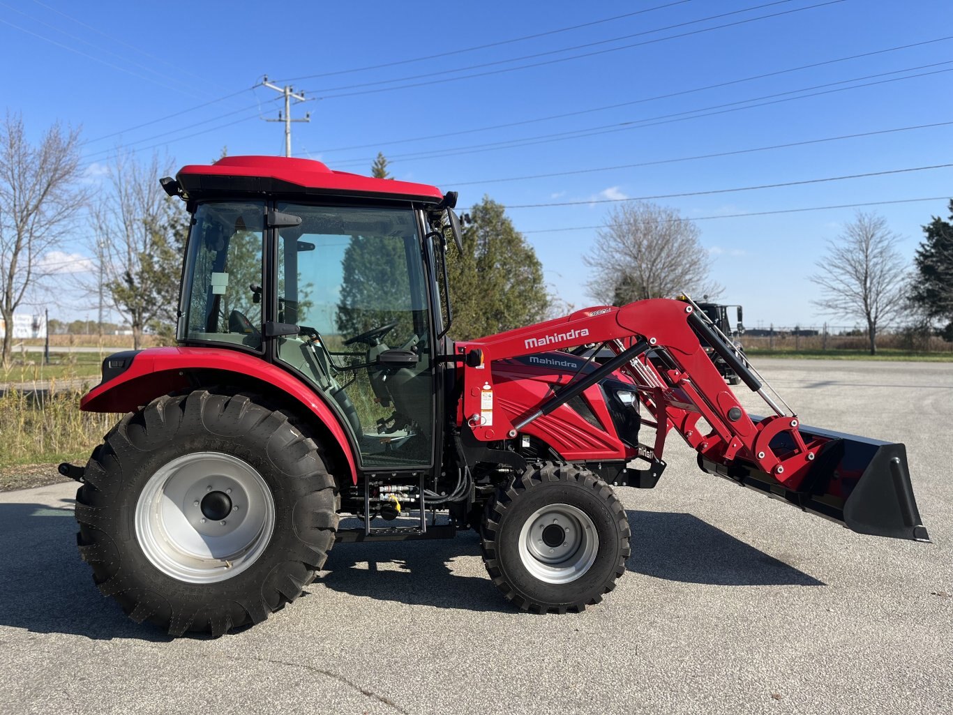 2023 Mahindra 2660 HST 4WD Cab Tractor with Loader