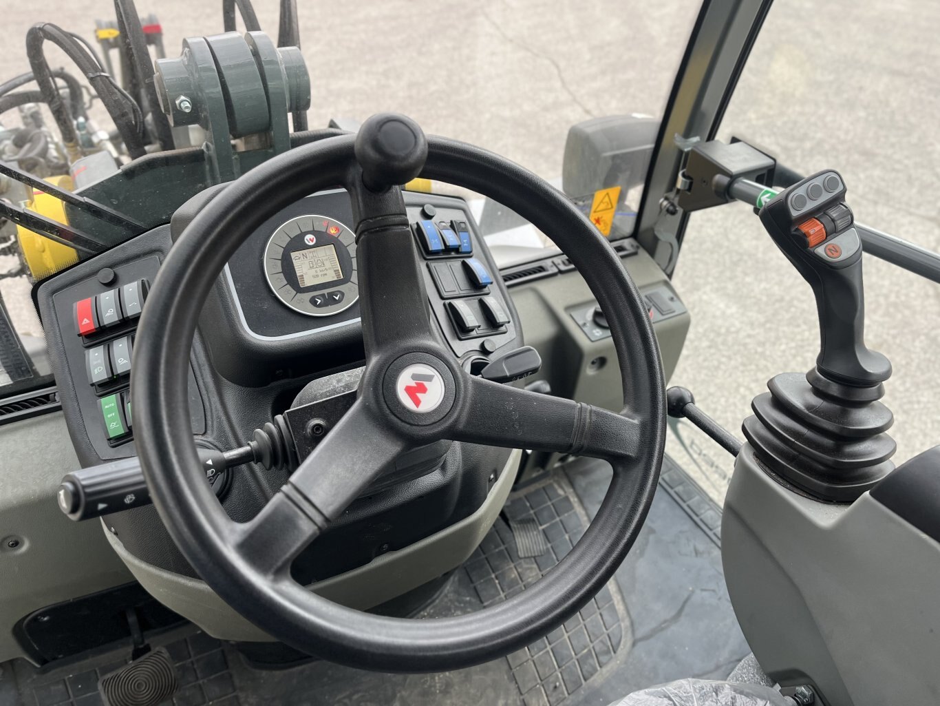2021 Wacker Neuson 8085 Loader w/ Cab & All Wheel Turning