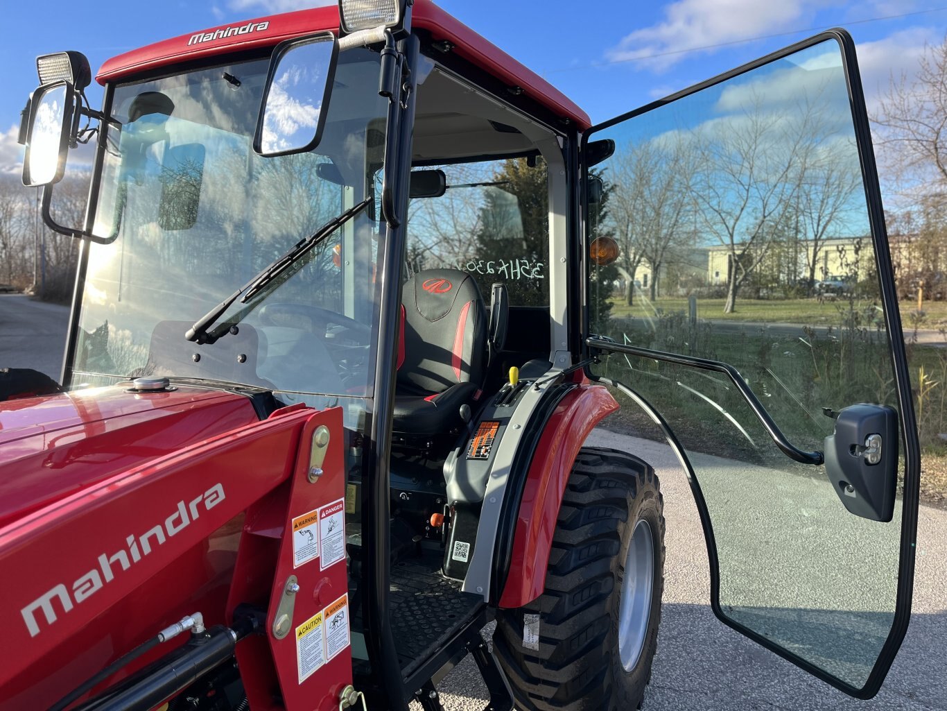 2023 Mahindra 1635 HST 4WD Cab Tractor with Loader