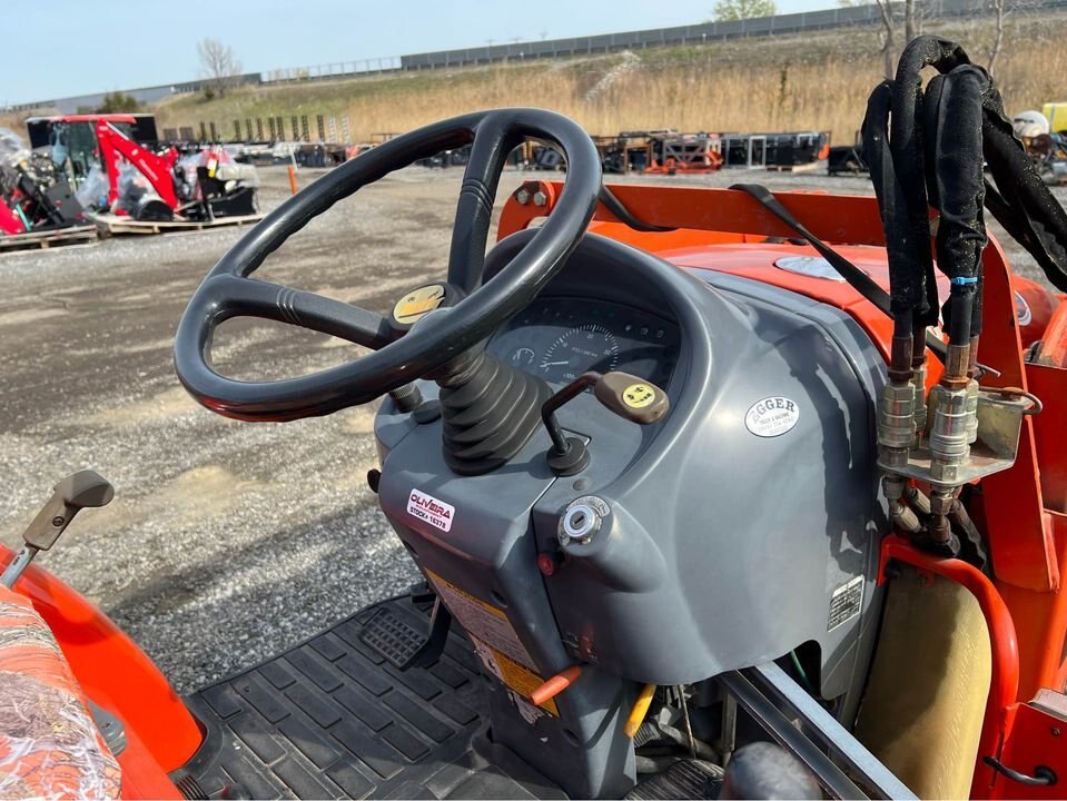 2010 Kioti CK30 HST Compact 4X4 Tractor with Loader Home Oliveira