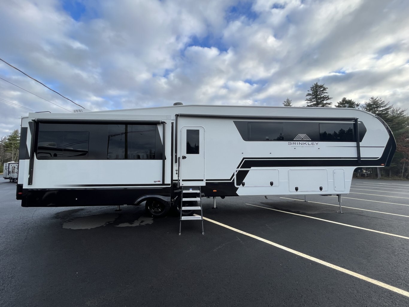 2024 Brinkley Model Z 3610