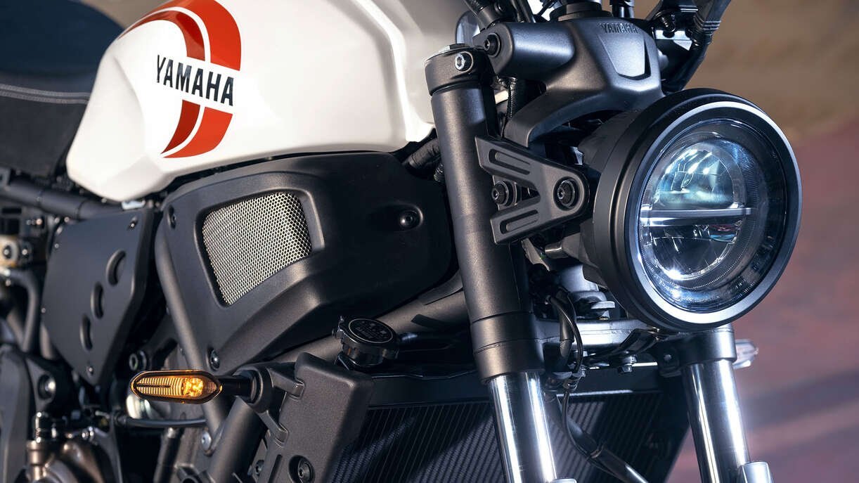 Yamaha XSR700 Héritage Blanc 2024