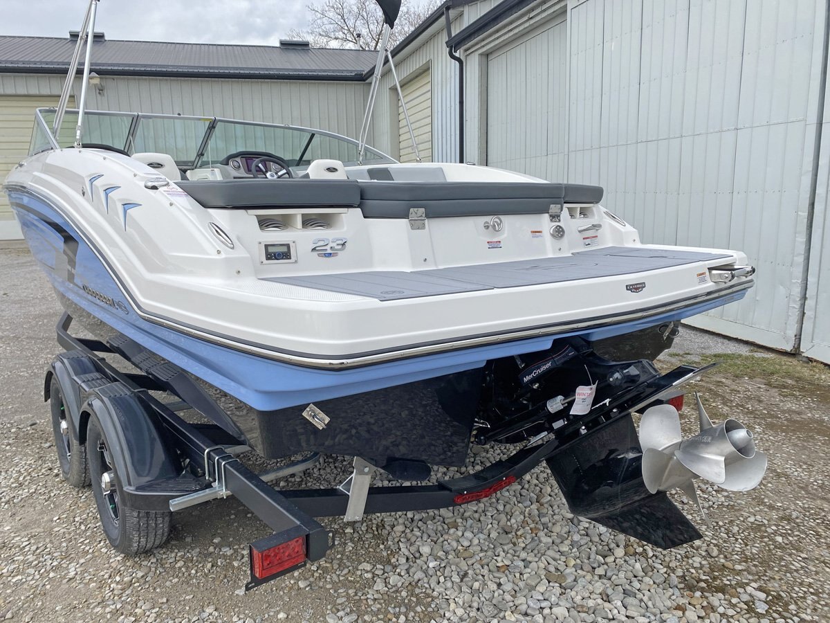 2023 CHAPARRAL 23 SSi Wide Band Hull Steel Blue