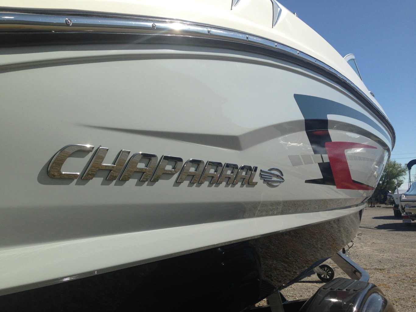 2020 Chaparral 19 SSI Outboard