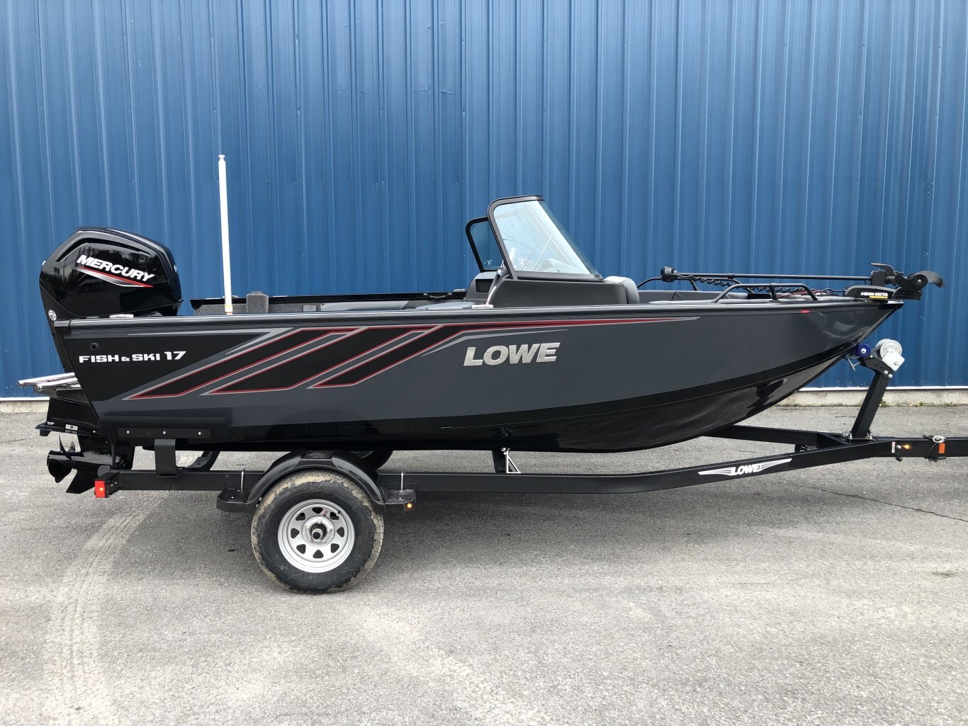 2023 Lowe boats Fish & Ski 1700