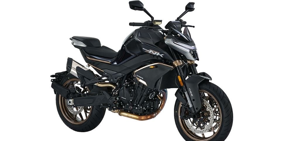 2024 CFMOTO Naked 800NK Nebula White SIMPLY THE PERFORMANCE LEADER IN MID SIZE NAKED SPORT MODELS