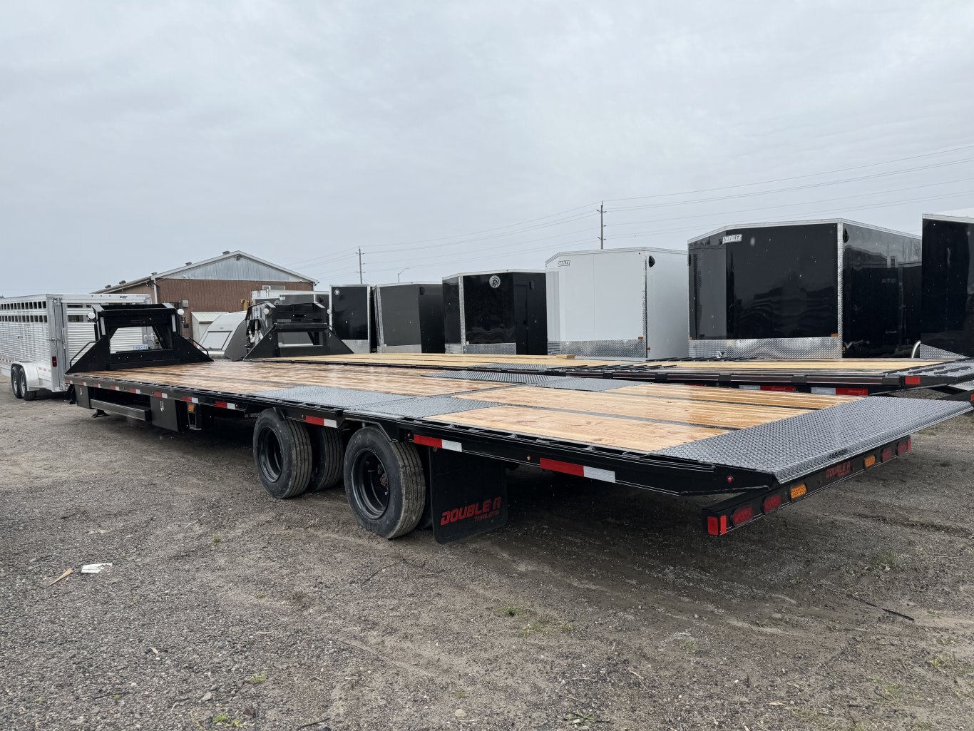 DOUBLE A 40' GN EQUIPMENT TRAILERS