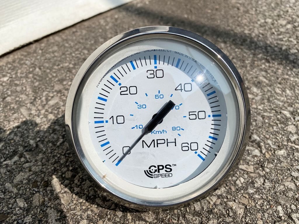 Faria GPS Speedometer 60 MPH 33839