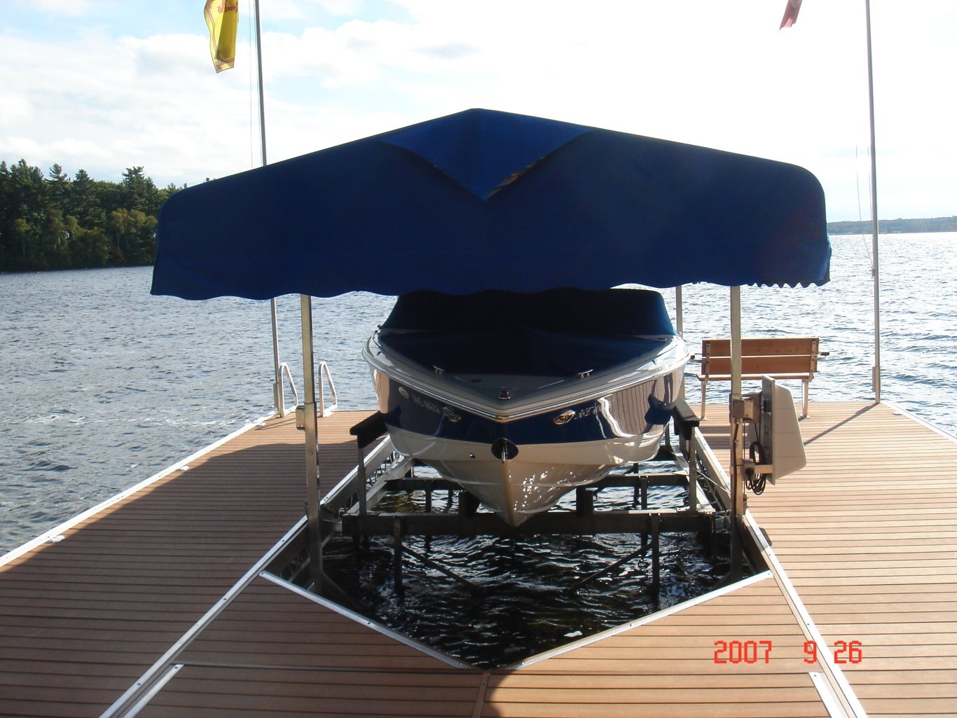 R & J Machine Cantilever Boat Lifts
