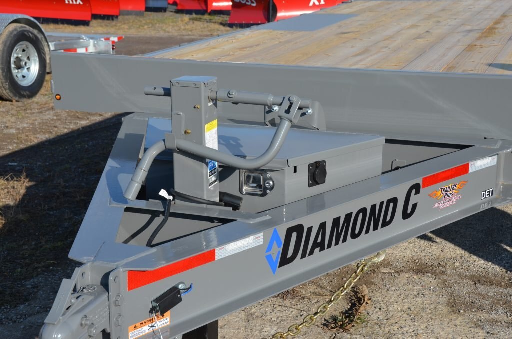 Diamond C 20' Deck Over Tilt Equipment Trailer
