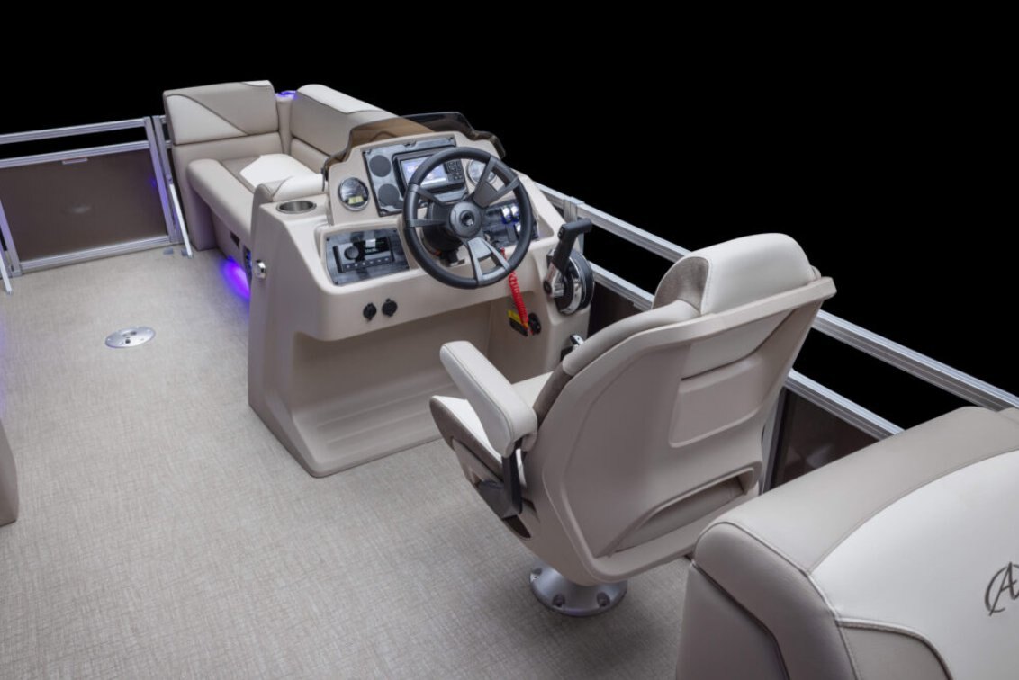 2024 Avalon Venture Quad Lounger 21 FT