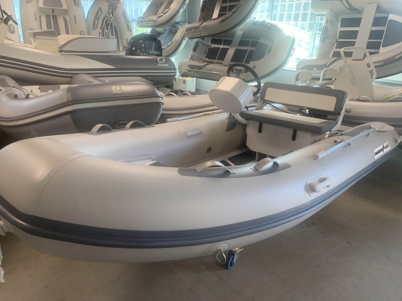 2023 Pacific Wave PW360DB with FCT Console and 25HP