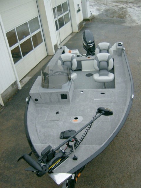 16 ft Fishing Boat with 60 hp outboard and side console