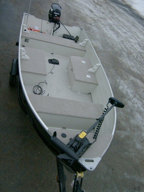14 ft Fishing Boat with 25hp tiller outboard